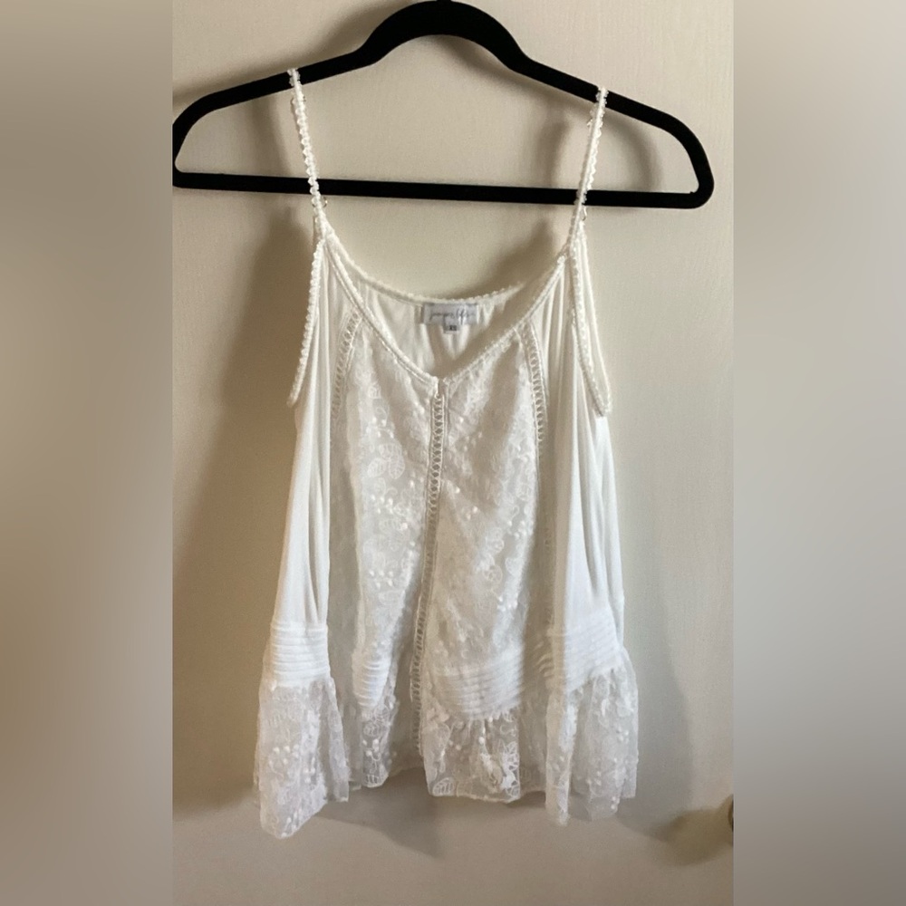 Juniper Blu Elegant White Lace Women’s Camisole